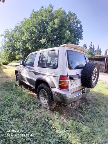 Mitsubishi Pajero 1995, 250,000 km - 3.0 l - Bakı