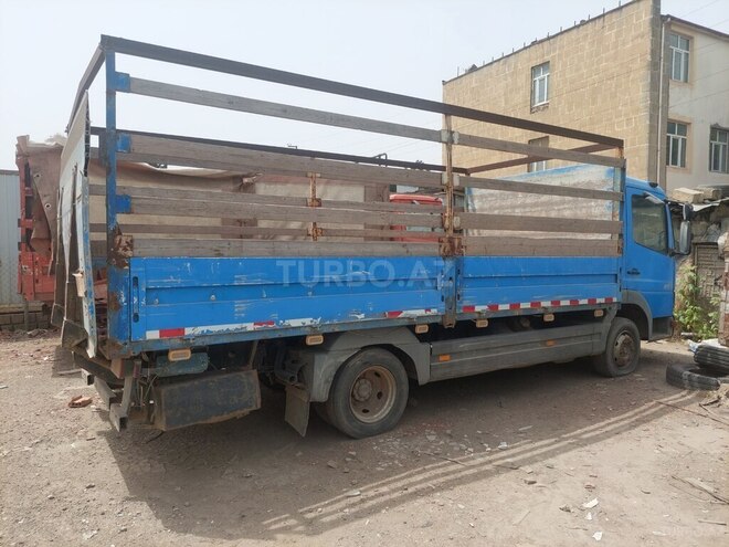 Mercedes Atego 818 1999, 587,455 km - 4.3 l - Bakı