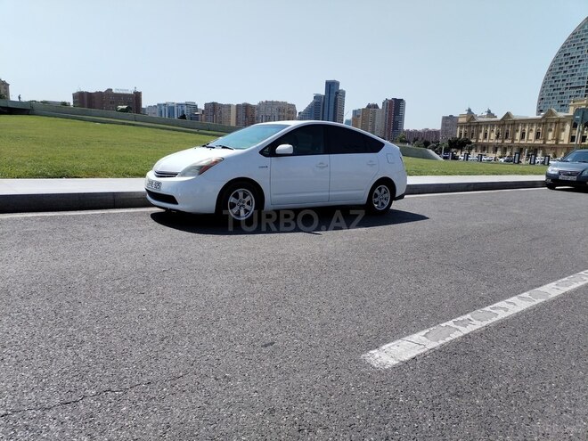 Toyota Prius-6