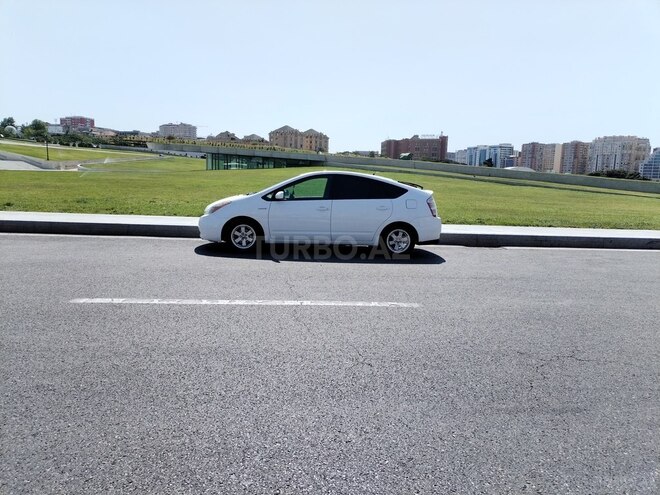 Toyota Prius-9