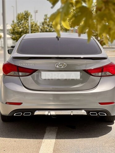 Hyundai Elantra 2015, 178,124 km - 1.8 l - Bakı