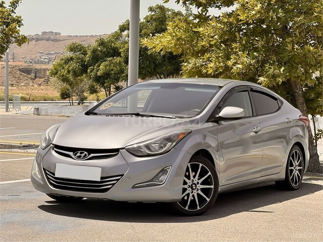 Hyundai Elantra 2015, 178,124 km - 1.8 l - Bakı