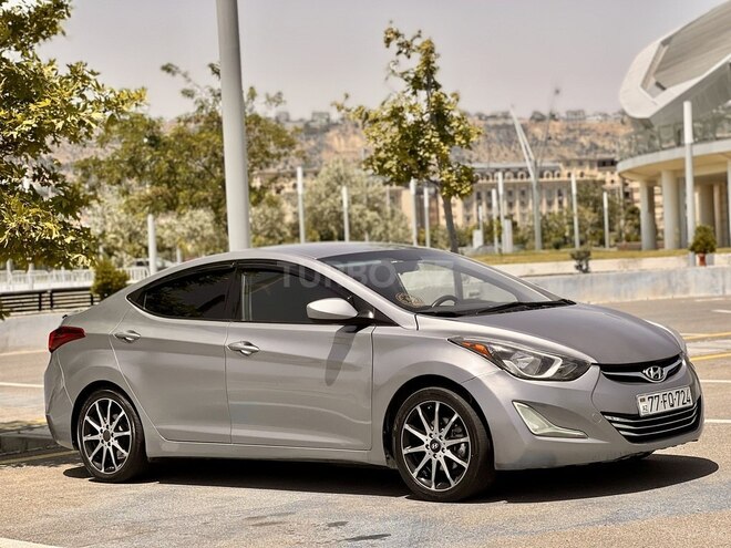 Hyundai Elantra 2015, 178,124 km - 1.8 l - Bakı