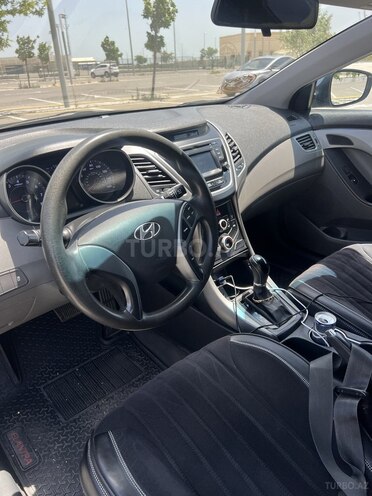 Hyundai Elantra 2015, 178,124 km - 1.8 l - Bakı