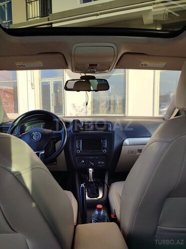 Volkswagen Jetta 2013, 177,700 km - 1.8 l - Bakı