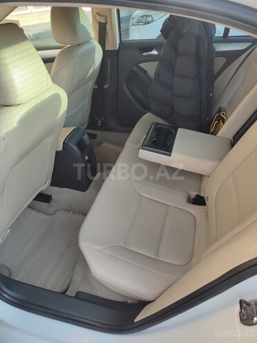Volkswagen Jetta 2013, 177,700 km - 1.8 l - Bakı