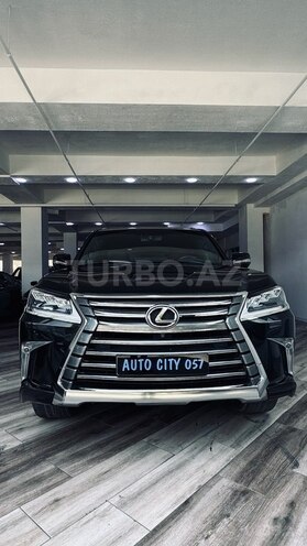 Lexus LX 570-1
