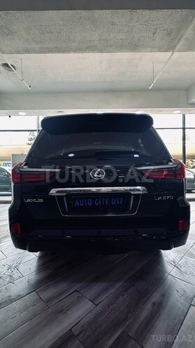 Lexus LX 570-2