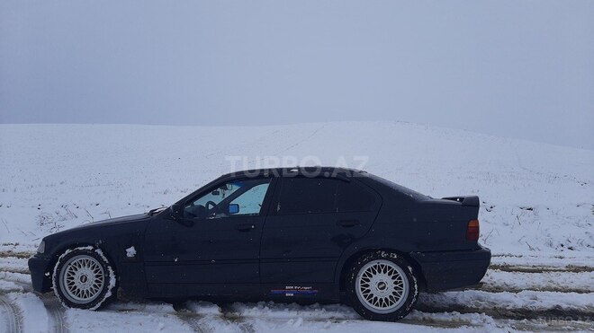 BMW 318 1996, 417,000 km - 1.8 l - Bakı