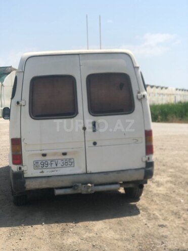Ford Transit 2000, 464,540 km - 2.5 л - Salyan