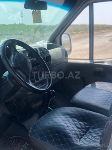 Ford Transit 2000, 464,540 km - 2.5 л - Salyan