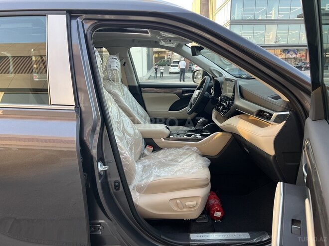 Toyota Highlander 2025, 0 km - 2.5 l - Bakı