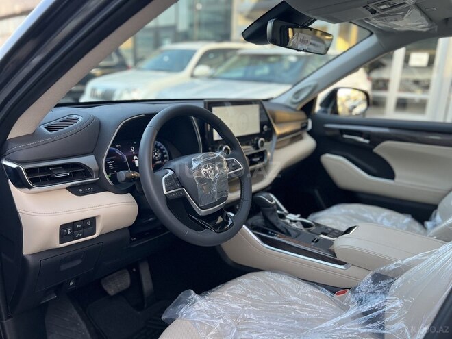 Toyota Highlander 2025, 0 km - 2.5 l - Bakı