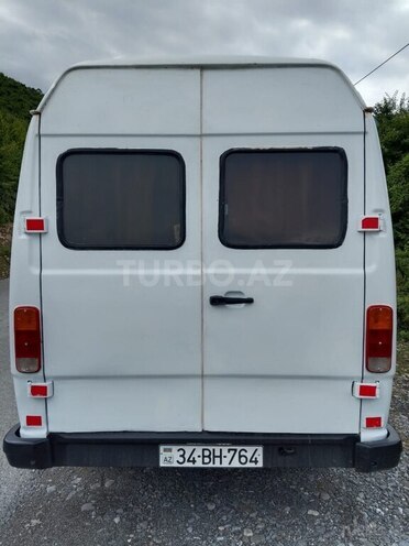 Mercedes 208 D 1991, 240,000 km - 2.0 l - Şəki