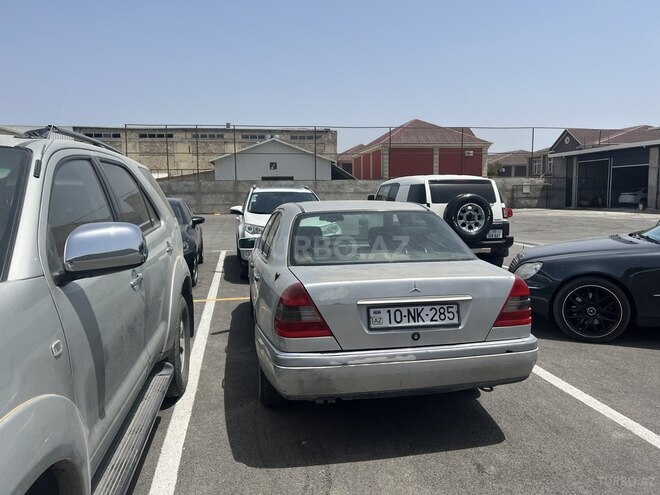 Mercedes C 200 1995, 430,000 km - 2.0 л - Bakı