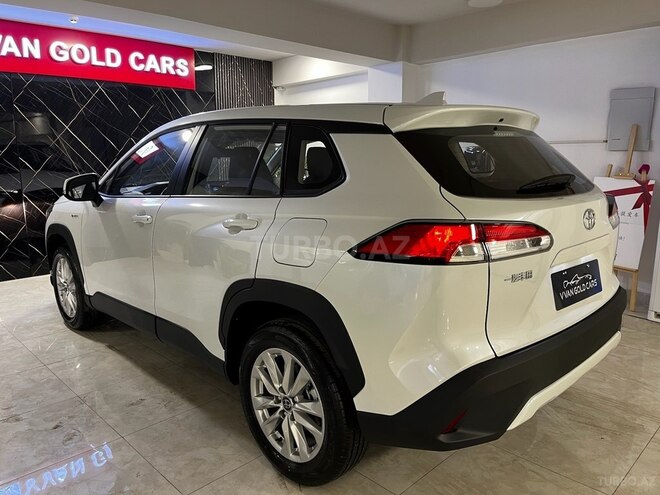 Toyota Corolla Cross-3