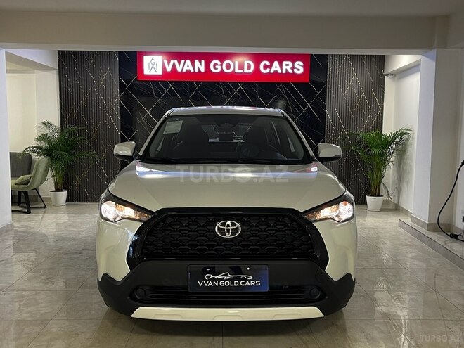 Toyota Corolla Cross-1