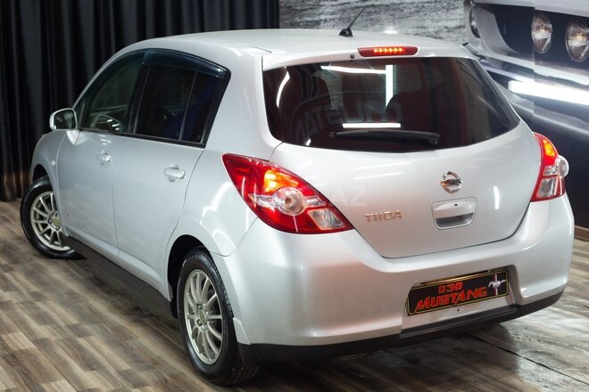 Nissan Tiida 2011, 145,000 km - 1.5 л - Sumqayıt
