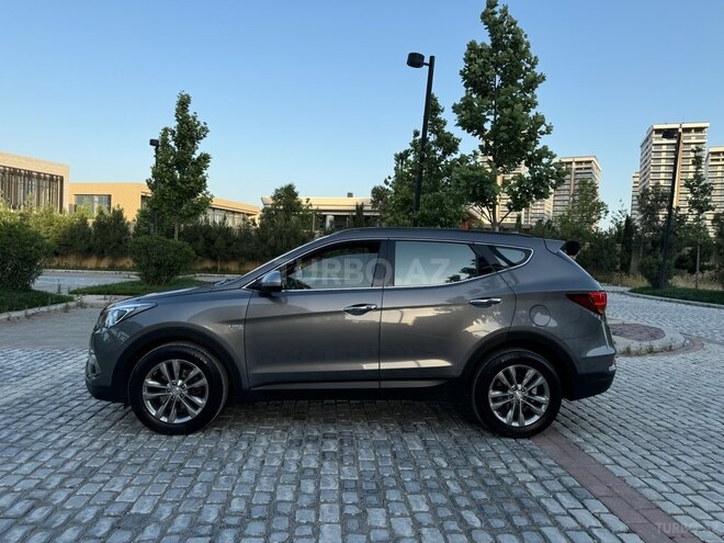 Hyundai Santa Fe-8