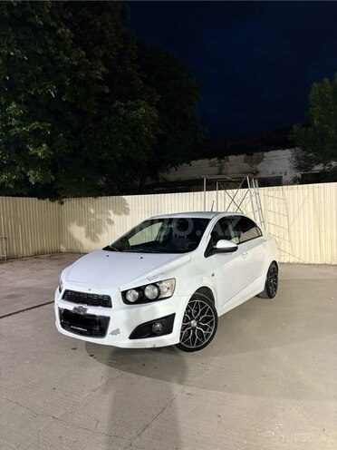 Chevrolet Aveo-1