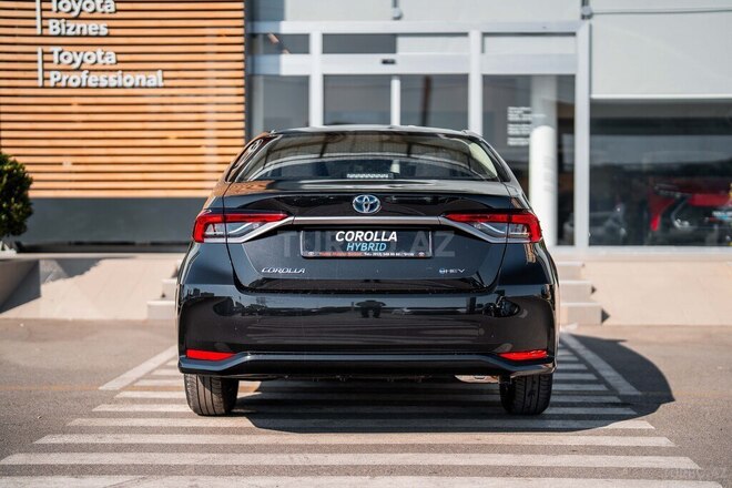 Toyota Corolla-4