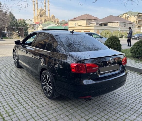 Volkswagen Jetta 2014, 190,000 km - 1.8 l - Bakı