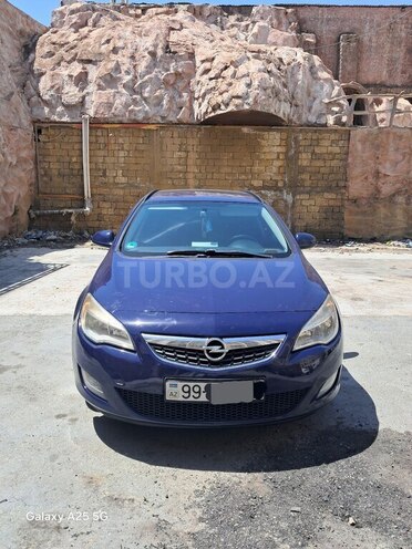 Opel Astra 2011, 420,000 km - 1.3 l - Bakı
