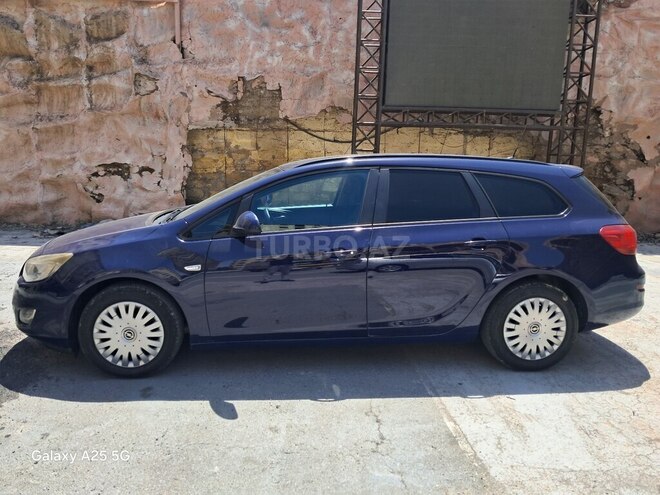 Opel Astra 2011, 420,000 km - 1.3 l - Bakı