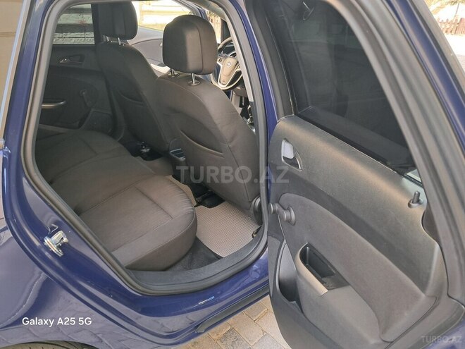 Opel Astra 2011, 420,000 km - 1.3 l - Bakı