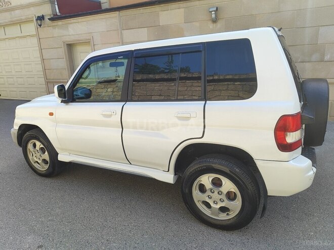 Mitsubishi Pajero io 2000, 321,452 km - 2.0 л - Bakı