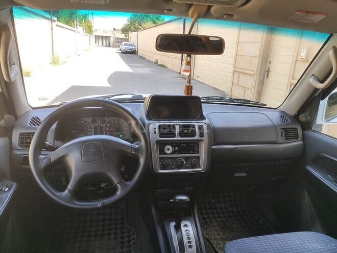 Mitsubishi Pajero io 2000, 321,452 km - 2.0 л - Bakı