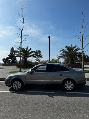 Volkswagen Passat 2004, 480,000 km - 1.8 l - Bakı