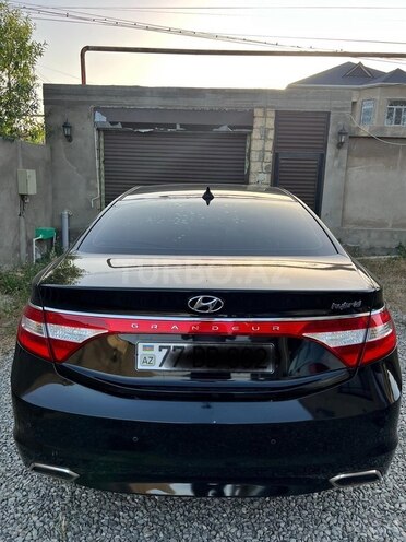 Hyundai Grandeur 2015, 122,368 km - 2.4 л - Bakı