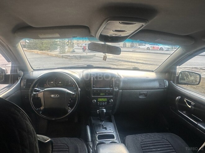 Kia Sorento-12