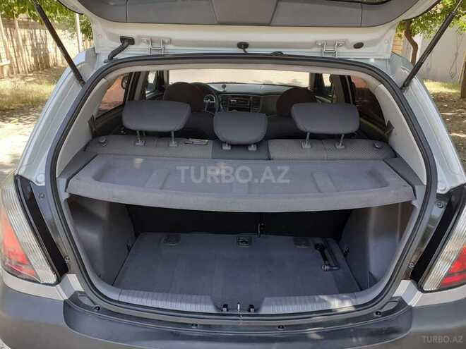 Kia Rio 2005, 320,000 km - 1.5 l - Biləsuvar