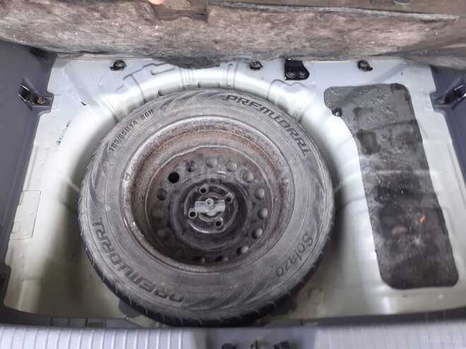 Kia Rio 2005, 320,000 km - 1.5 l - Biləsuvar