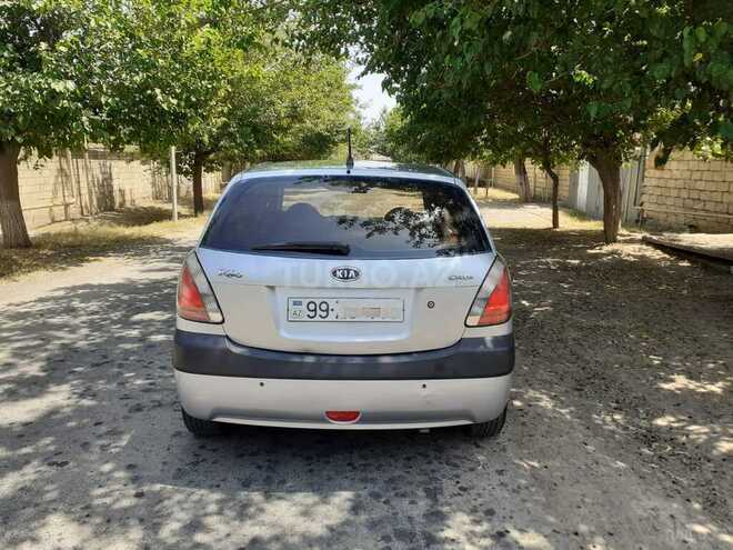 Kia Rio 2005, 320,000 km - 1.5 l - Biləsuvar