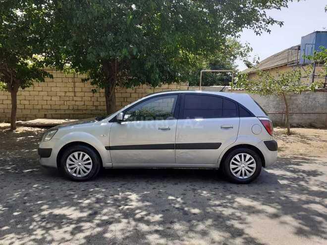 Kia Rio 2005, 320,000 km - 1.5 l - Biləsuvar
