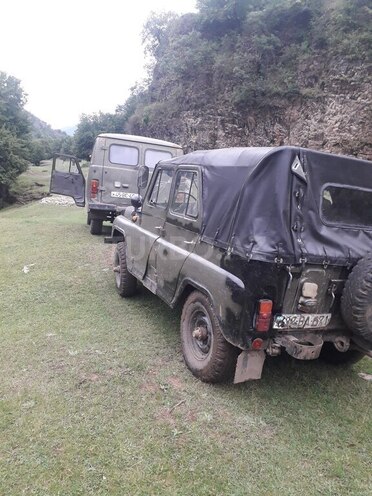UAZ 469-7
