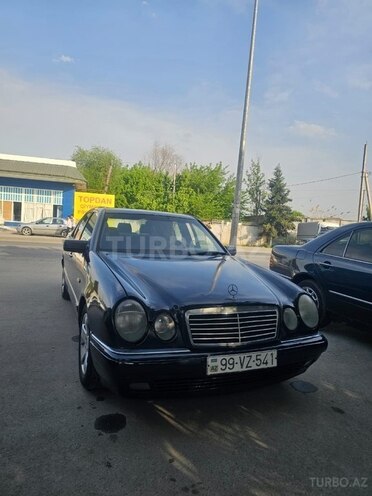 Mercedes E 220 d 1999, 300,000 km - 2.2 л - Sabirabad