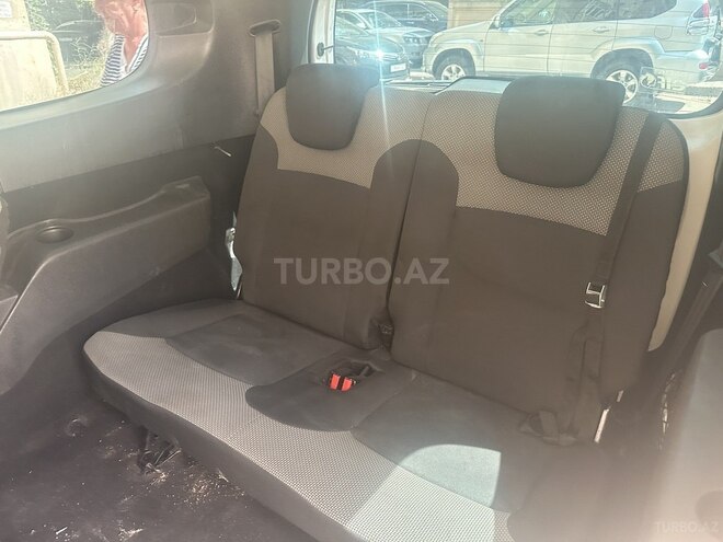 Dacia Lodgy 2015, 236,000 km - 1.5 l - Bakı