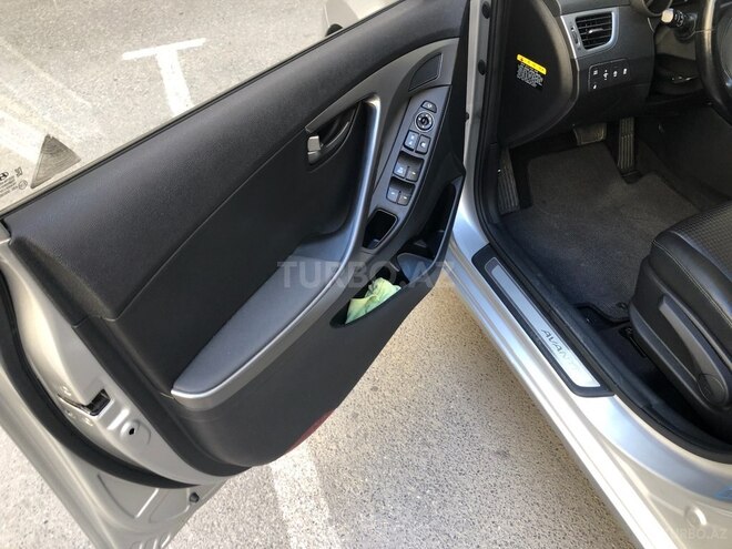 Hyundai Avante 2015, 115,000 km - 1.6 l - Bakı