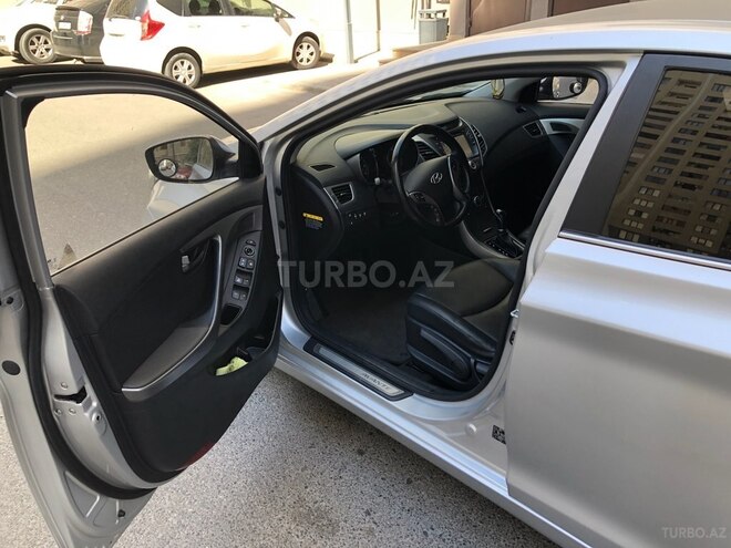 Hyundai Avante 2015, 115,000 km - 1.6 l - Bakı