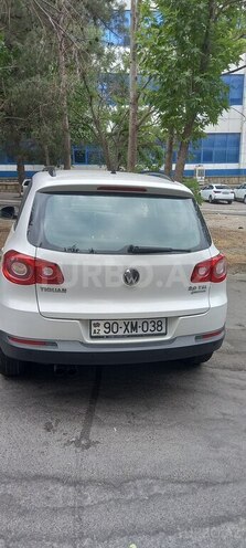 Volkswagen Tiguan 2010, 210,000 km - 2.0 l - Bakı