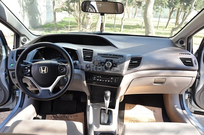 Honda Civic 2011, 290,000 km - 1.5 l - Bakı
