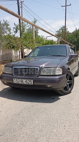 Mercedes C 200 1994, 370,000 km - 2.0 л - Salyan