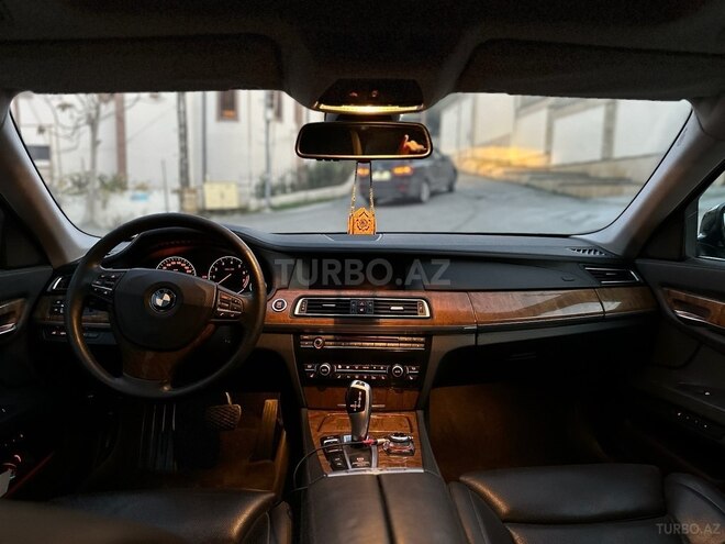 BMW 750 2009, 204,381 km - 4.4 l - Bakı