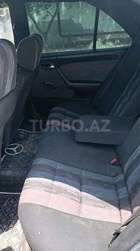 Mercedes C 200 1994, 370,000 km - 2.0 л - Salyan