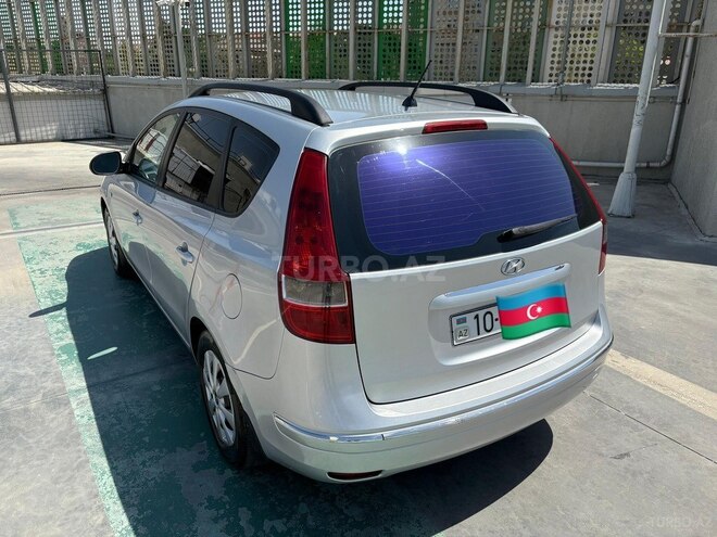 Hyundai i30 2009, 215,000 km - 1.6 л - Bakı