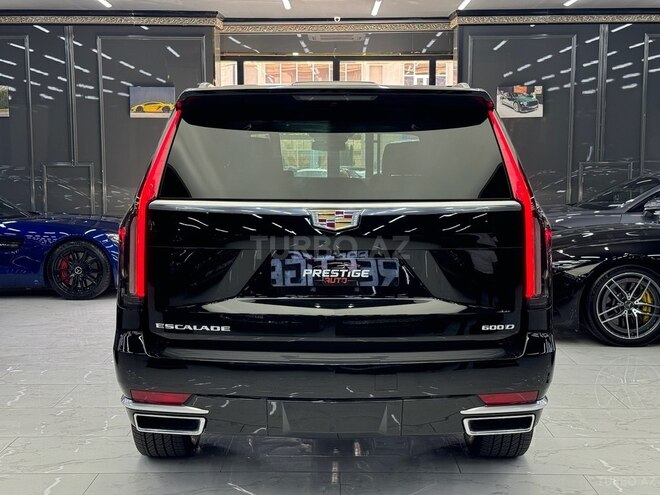 Cadillac Escalade-5